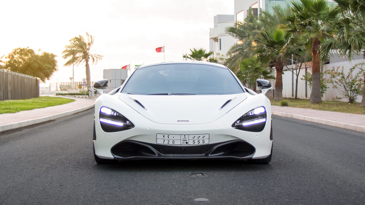McLaren 720S - Satin Pearl White Wrap - img 5