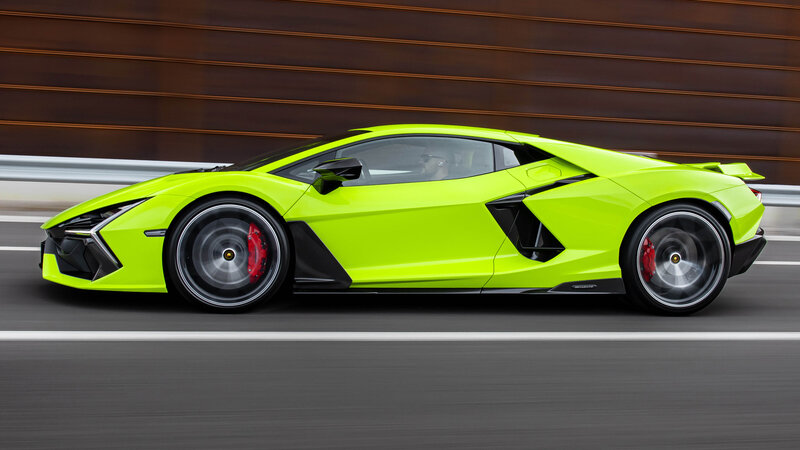 Lamborghini Revuelto - Paint Protection