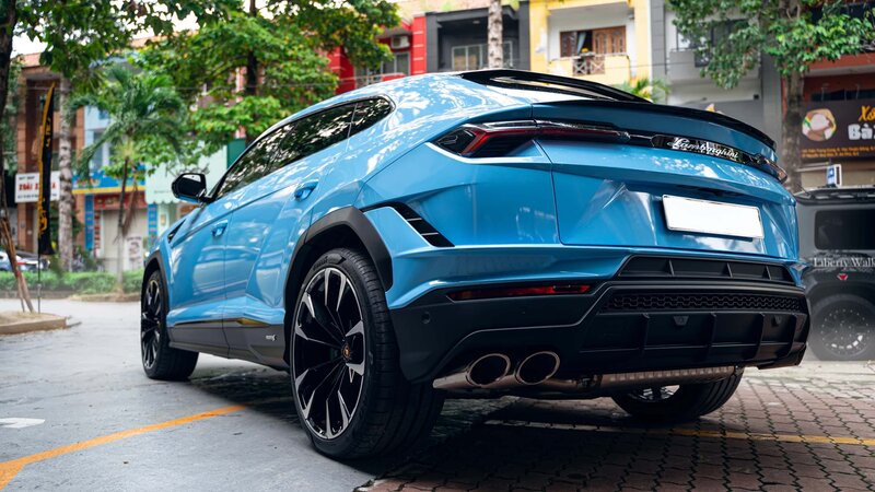 Lamborghini Urus S - Ice Blue Wrap - img 7 small